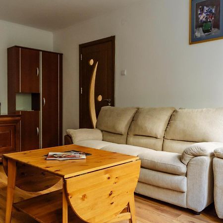 Old Town Historic Apartment With Backyard Mini Park Bukarest Exterior foto